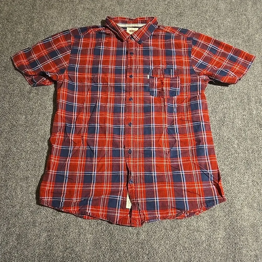Levi’s Shirt Mens Large Red Plaid Short Sleeve Button Front Pocket Collard